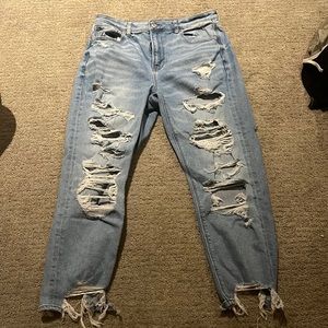 american eagle mom jeans